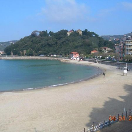 Affittacamere "In Piazzetta Da Vasco" Lerici Zewnętrze zdjęcie