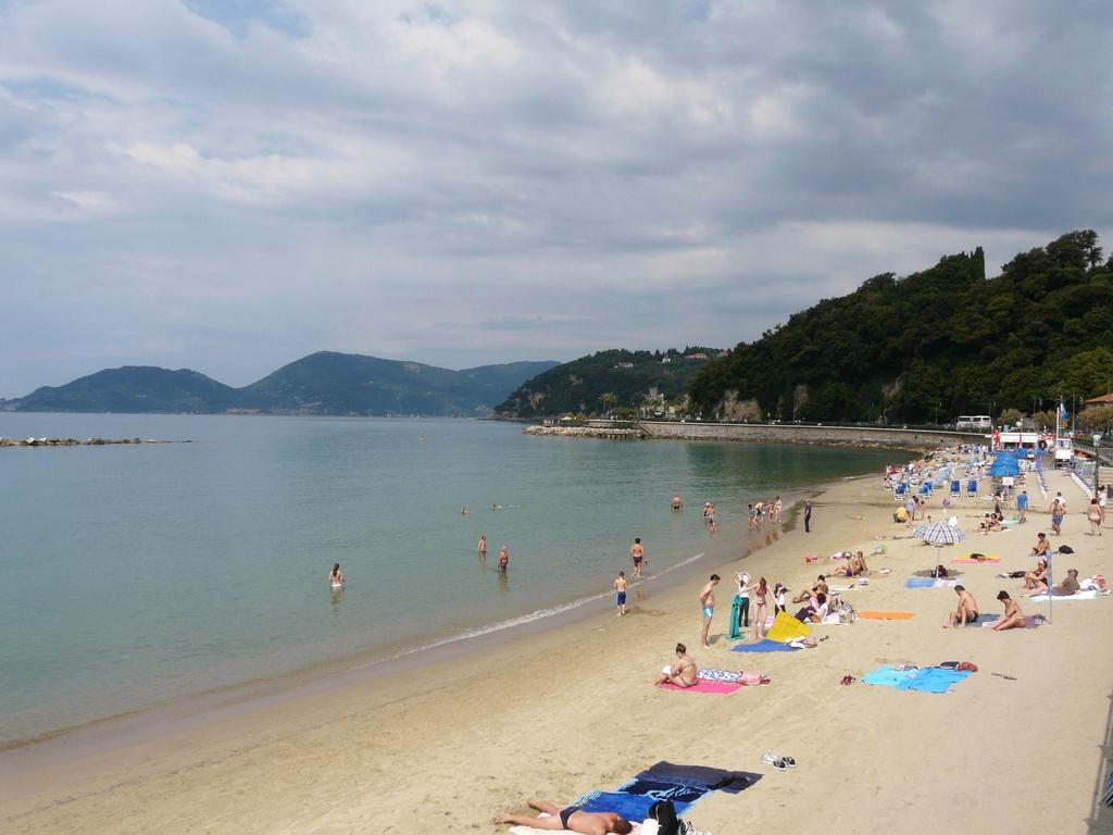 Affittacamere "In Piazzetta Da Vasco" Lerici Zewnętrze zdjęcie